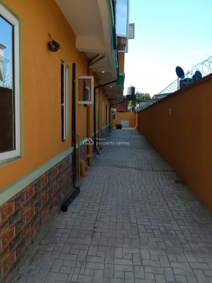 Newly Built 2 Bedrooms Flat with All Room Ensuite Visitors Toilet, Gated Street, Surulere, Lagos, Flat / Apartment for Rent