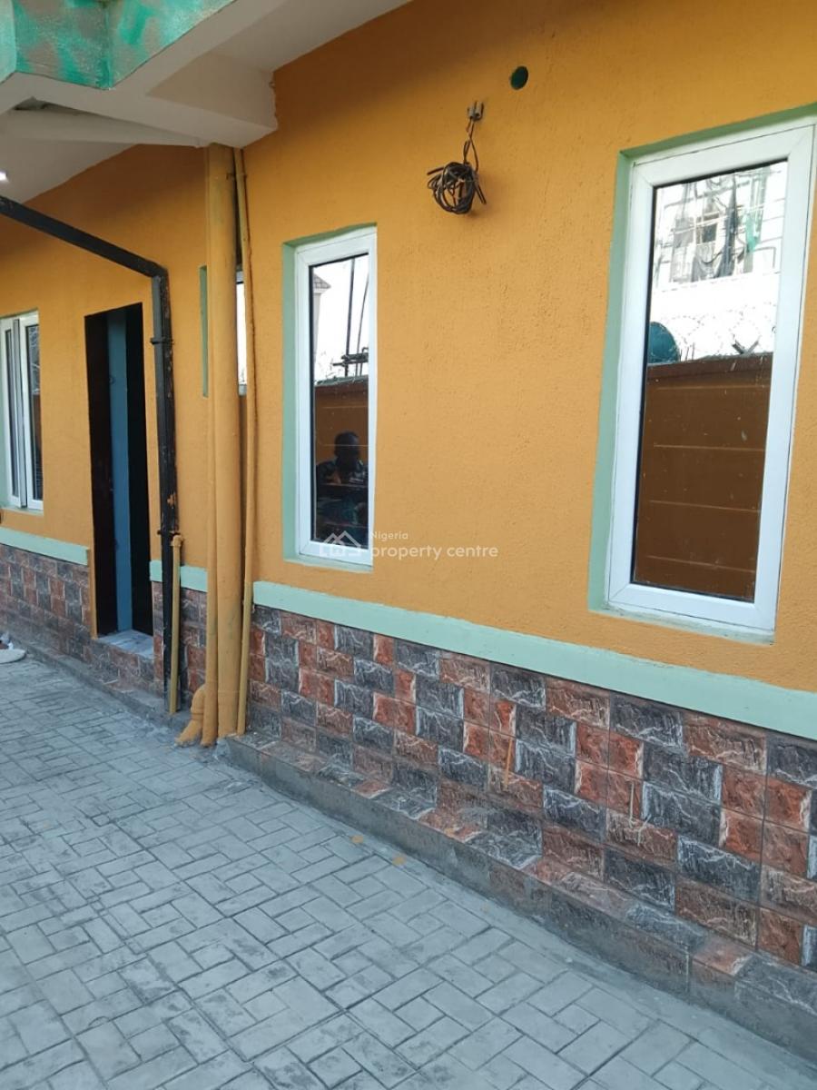 Newly Built 2 Bedrooms Flat with All Room Ensuite Visitors Toilet, Gated Street, Surulere, Lagos, Flat / Apartment for Rent