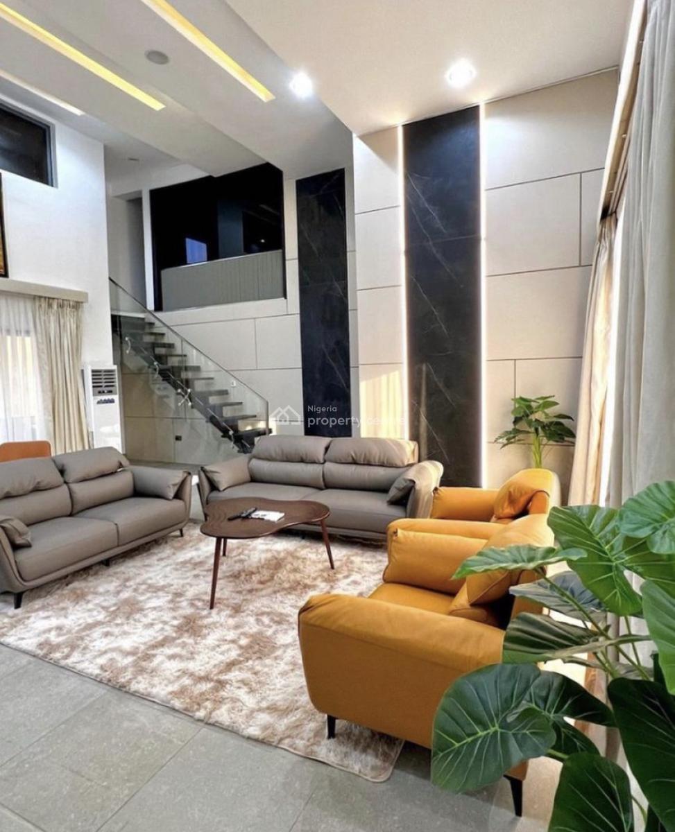 Nicely Furnished 3 Bedroom Apartment, Wuse, Abuja, Flat / Apartment Short Let