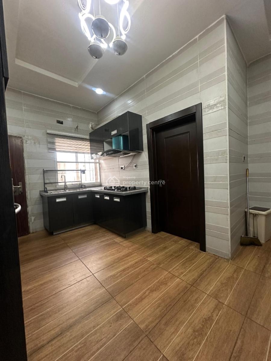 Extremely Spacious 3bedroom Apartment &a Bq  in Lekki Right, Lekki Right ,lekki. Lagos ,nigeria, Lekki Phase 1, Lekki, Lagos, Flat / Apartment for Rent