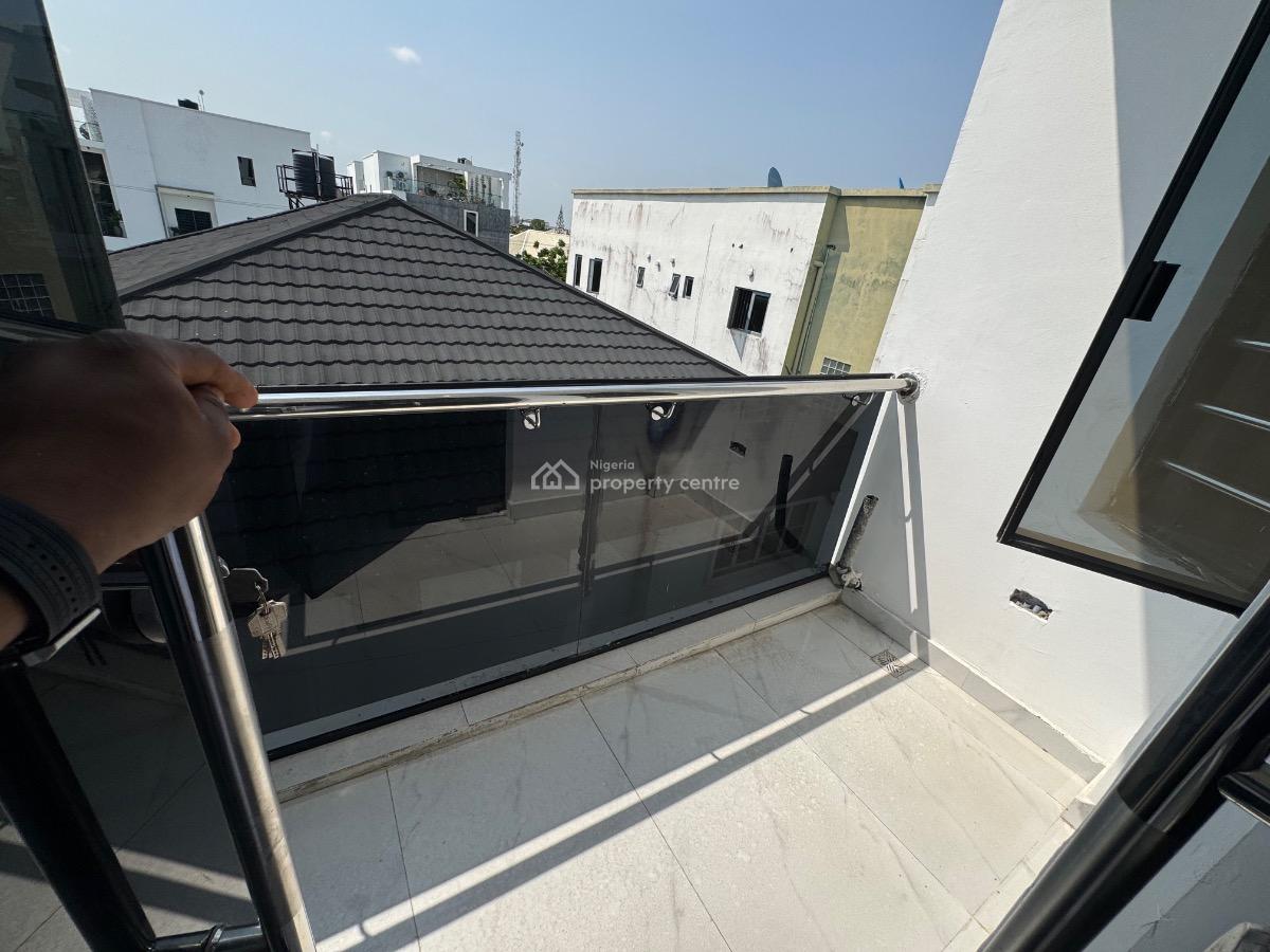 a Brand New Cosy 2 Bedroom Apartment, Lekki Phase 1., Lekki Phase 1, Lekki, Lagos, Flat / Apartment for Sale