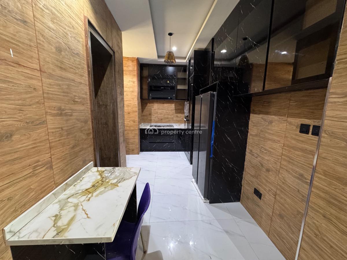 a Brand New Cosy 2 Bedroom Apartment, Lekki Phase 1., Lekki Phase 1, Lekki, Lagos, Flat / Apartment for Sale