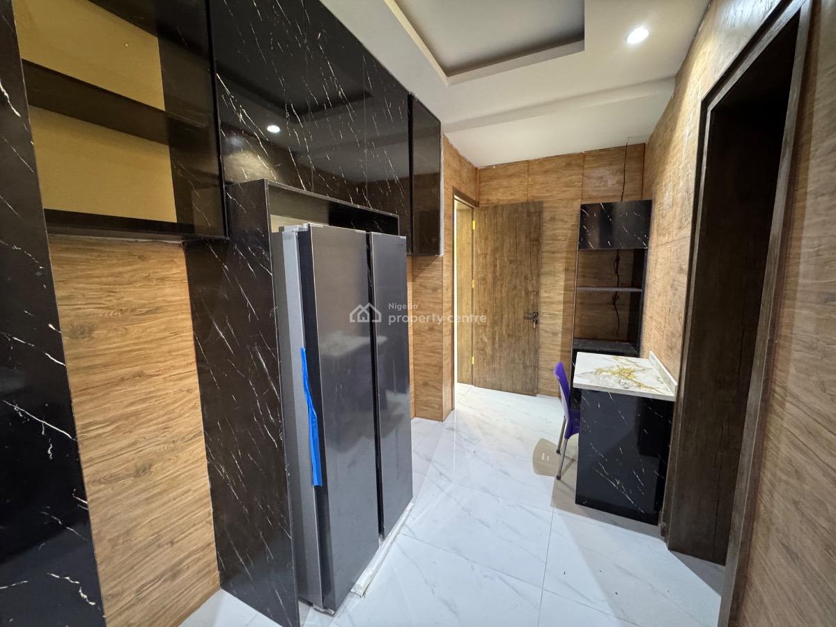 a Brand New Cosy 2 Bedroom Apartment, Lekki Phase 1., Lekki Phase 1, Lekki, Lagos, Flat / Apartment for Sale