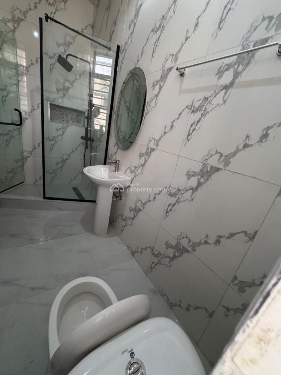 a Brand New Cosy 2 Bedroom Apartment, Lekki Phase 1., Lekki Phase 1, Lekki, Lagos, Flat / Apartment for Sale