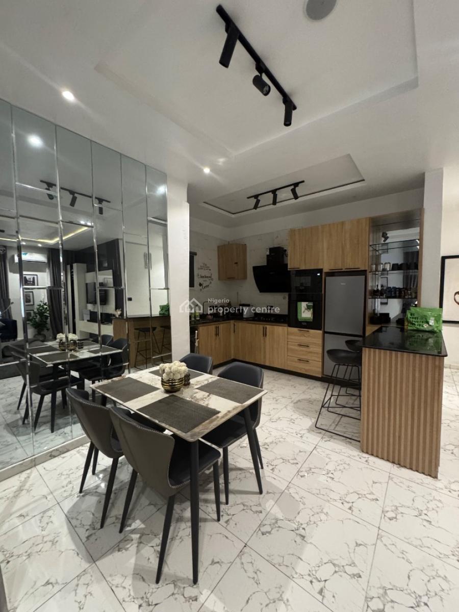 Fully Furnished 2 Bedroom Apartment, Lekki Phase 1, Lekki, Lagos, Flat / Apartment for Sale