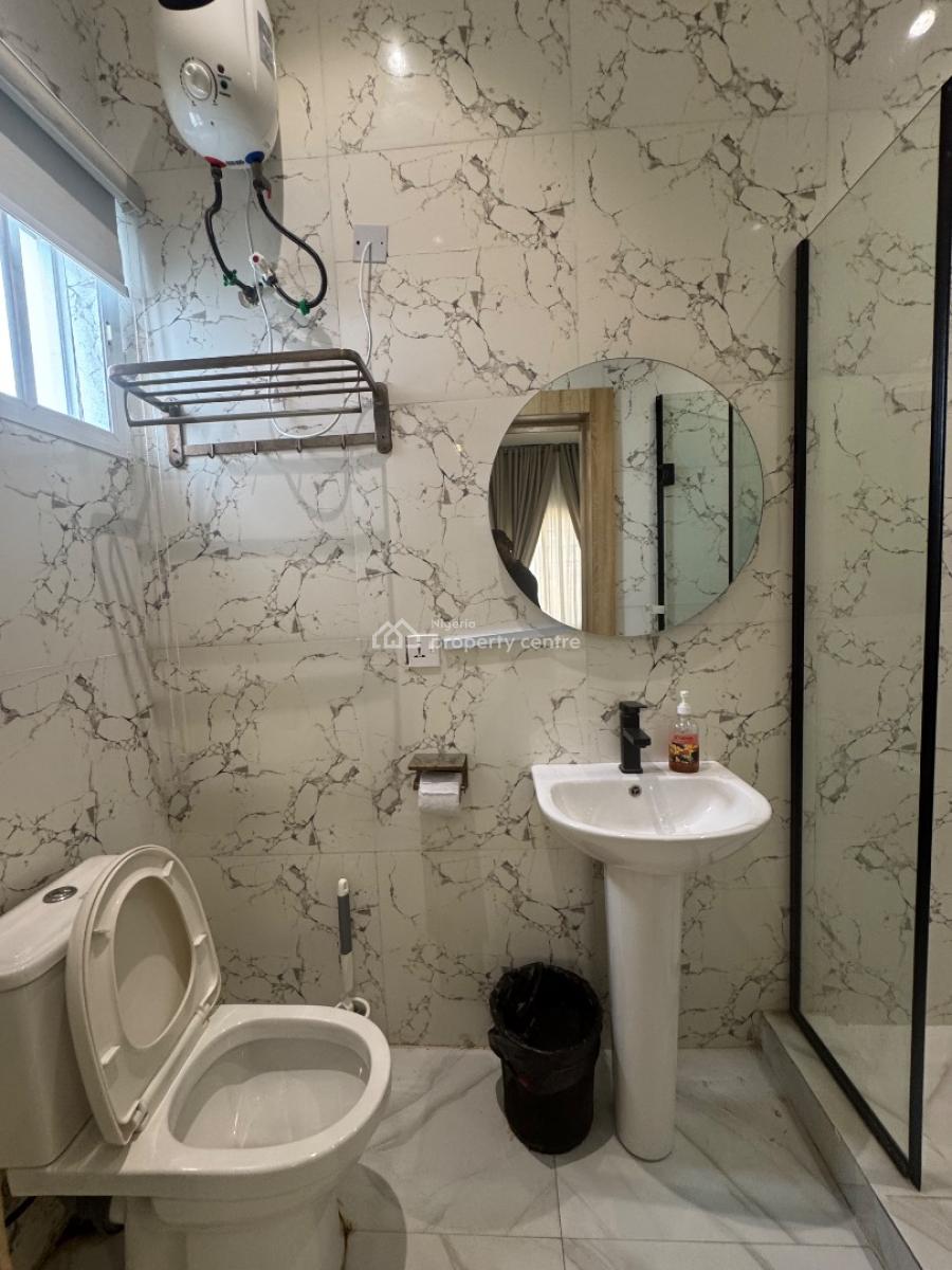 Fully Furnished 2 Bedroom Apartment, Lekki Phase 1, Lekki, Lagos, Flat / Apartment for Sale