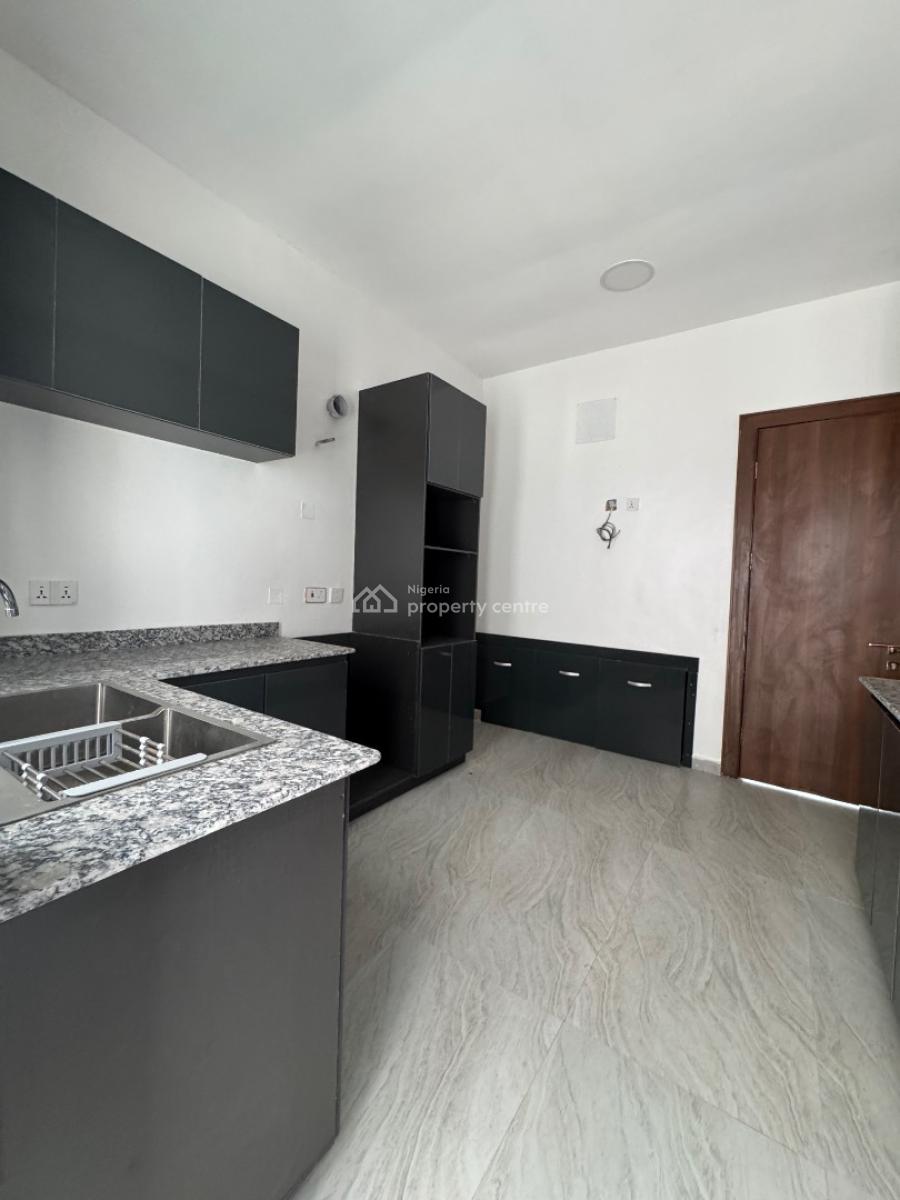 4 Bedrooms Semi Detached Duplex + Bq, Lekki Phase 1, Lekki, Lagos, Semi-detached Duplex for Sale