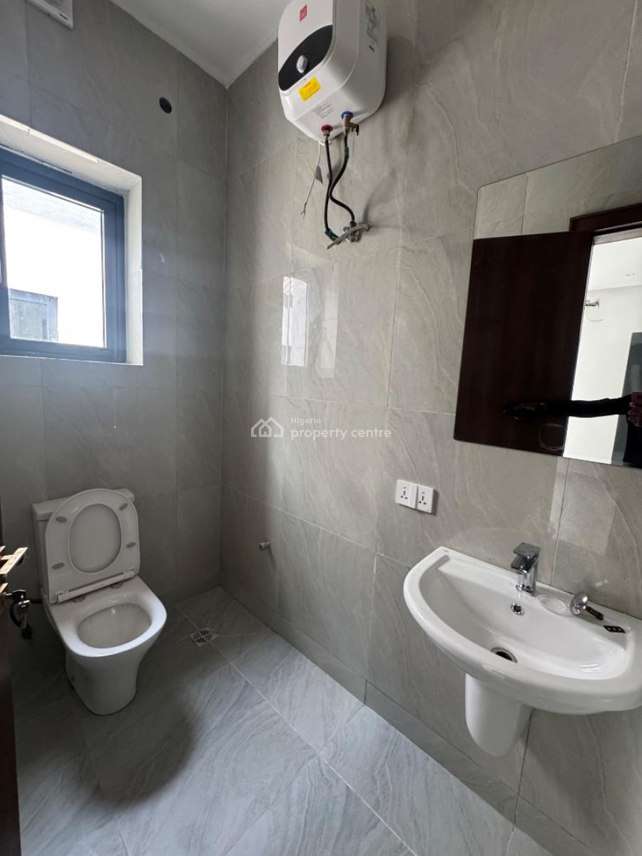 4 Bedrooms Semi Detached Duplex + Bq, Lekki Phase 1, Lekki, Lagos, Semi-detached Duplex for Sale