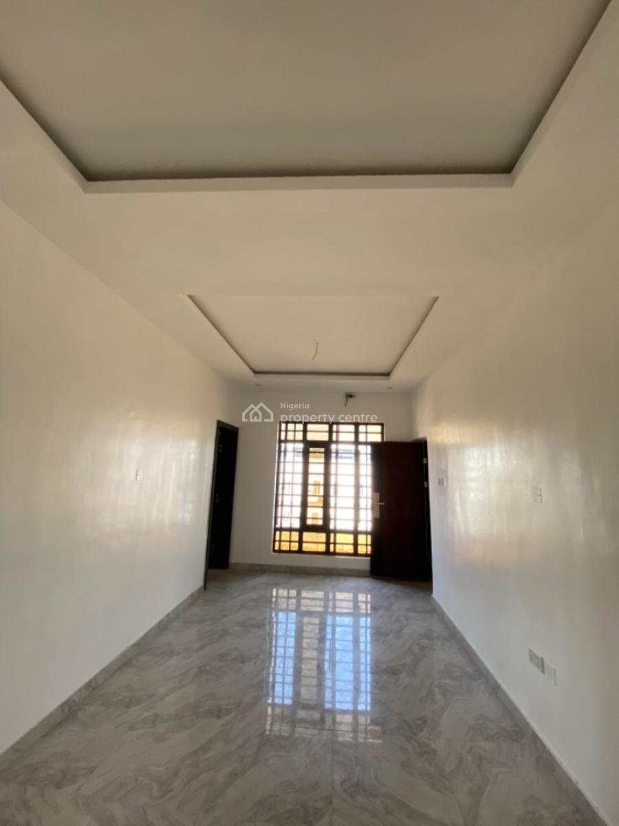 2 Bedrooms Apartment, Ologolo, Lekki, Lagos, Flat / Apartment for Sale