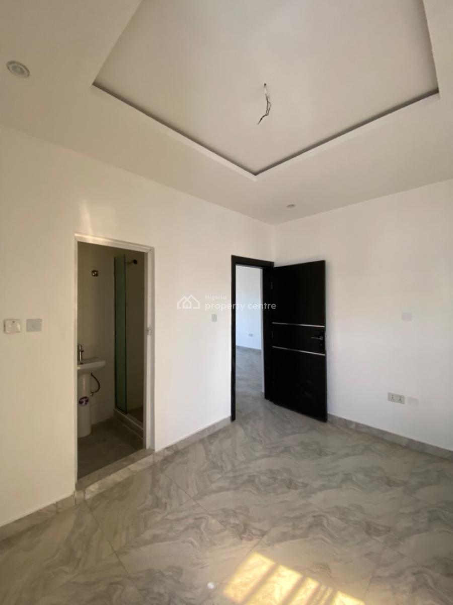2 Bedrooms Apartment, Ologolo, Lekki, Lagos, Flat / Apartment for Sale