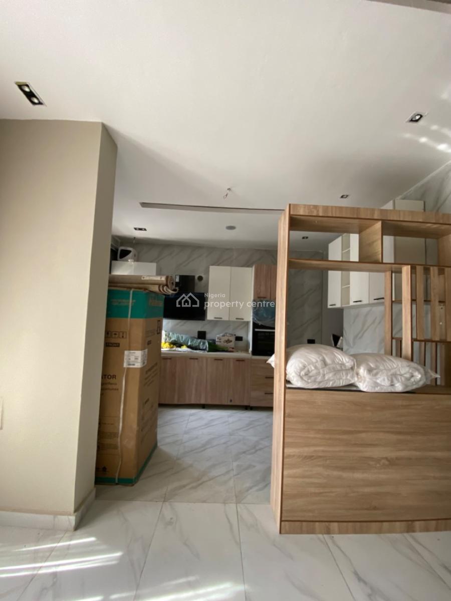 Furnished 2 Bedrooms Apartment, Ologolo, Lekki, Lagos, Flat / Apartment for Sale