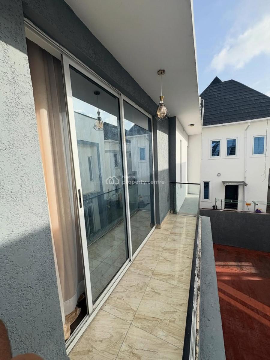 Nicely Furnished 3 Bedroom Apartment, Ajah, Lagos, Flat / Apartment Short Let