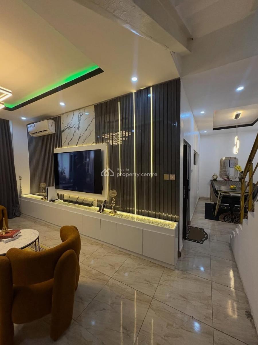 Nicely Furnished 3 Bedroom Apartment, Ajah, Lagos, Flat / Apartment Short Let