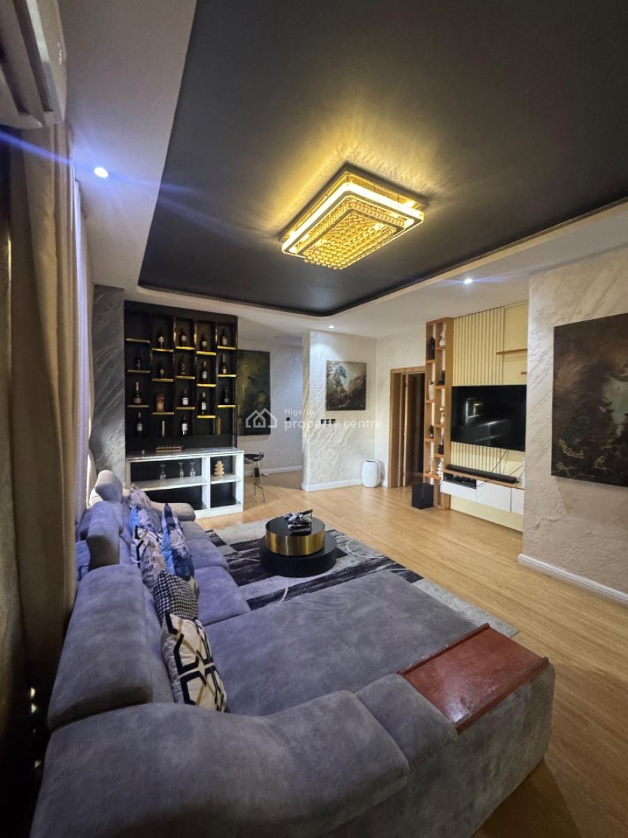 Three (3) Bedroom Penthouse with Bq, Lekki Phase 1, Lekki, Lagos, Flat / Apartment for Rent