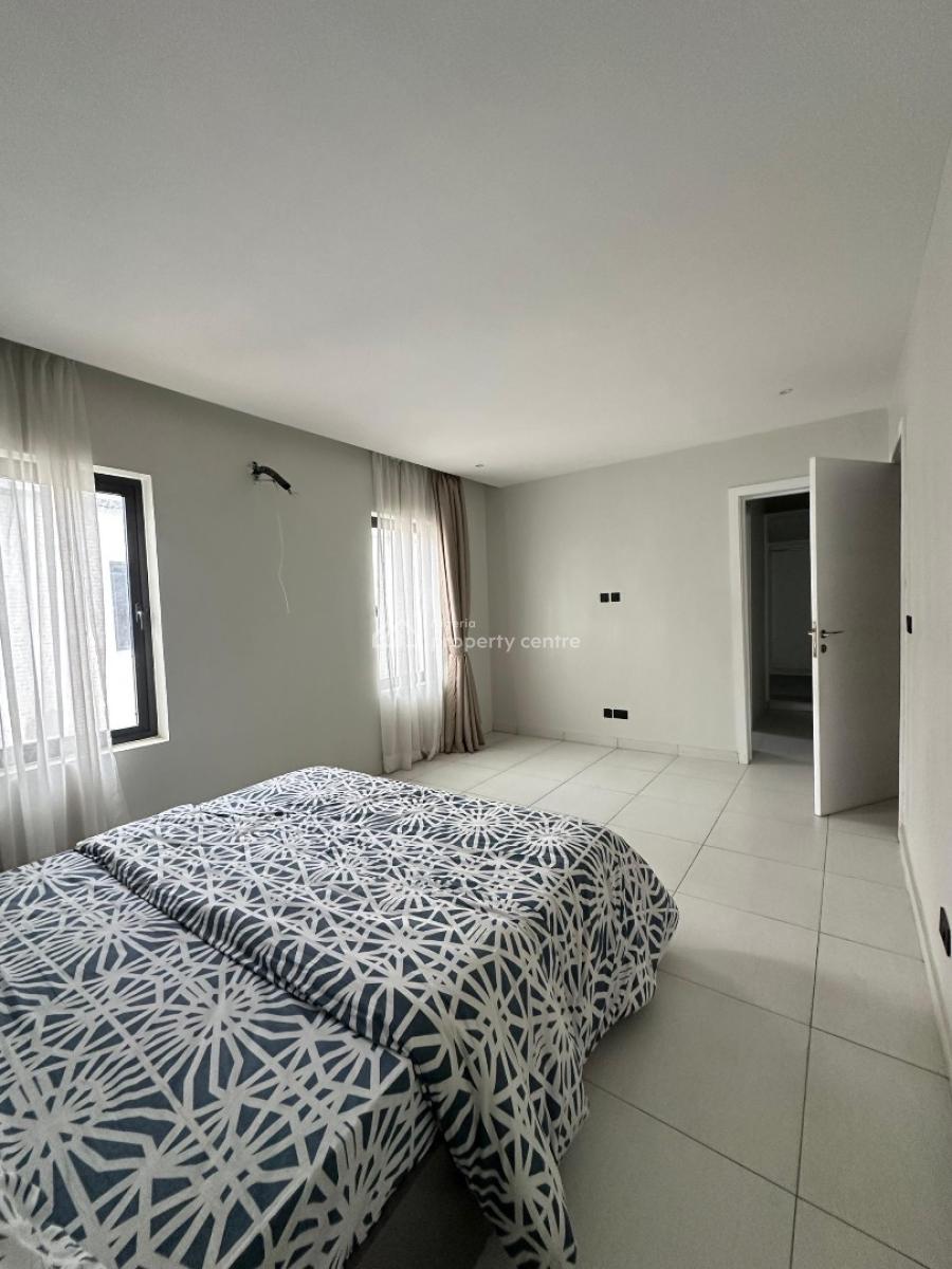 Elegantly Built 4 Bedroom Terrace Duplex with Bq, Lekki Phase 1, Lekki, Lagos, Terraced Duplex for Sale