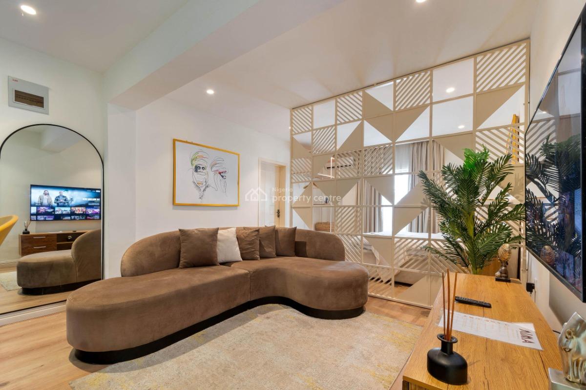 Premium 1 Bedroom Apartment with Swimming Pool and Gym, Off Admiralty Way, Lekki Phase 1, Lekki, Lagos, Mini Flat (room and Parlour) Short Let