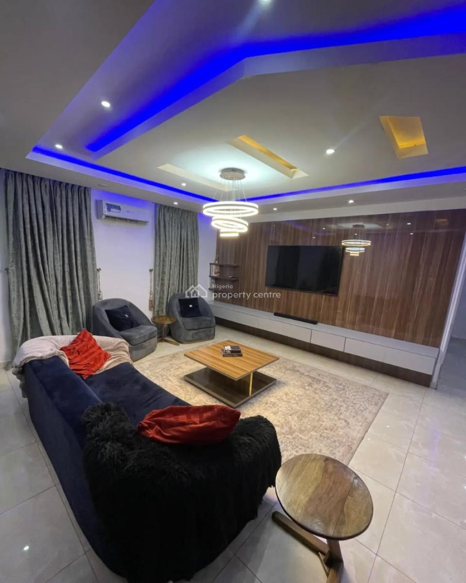 Nicely Furnished 4 Bedroom Apartment, Akure, Ondo, Flat / Apartment Short Let