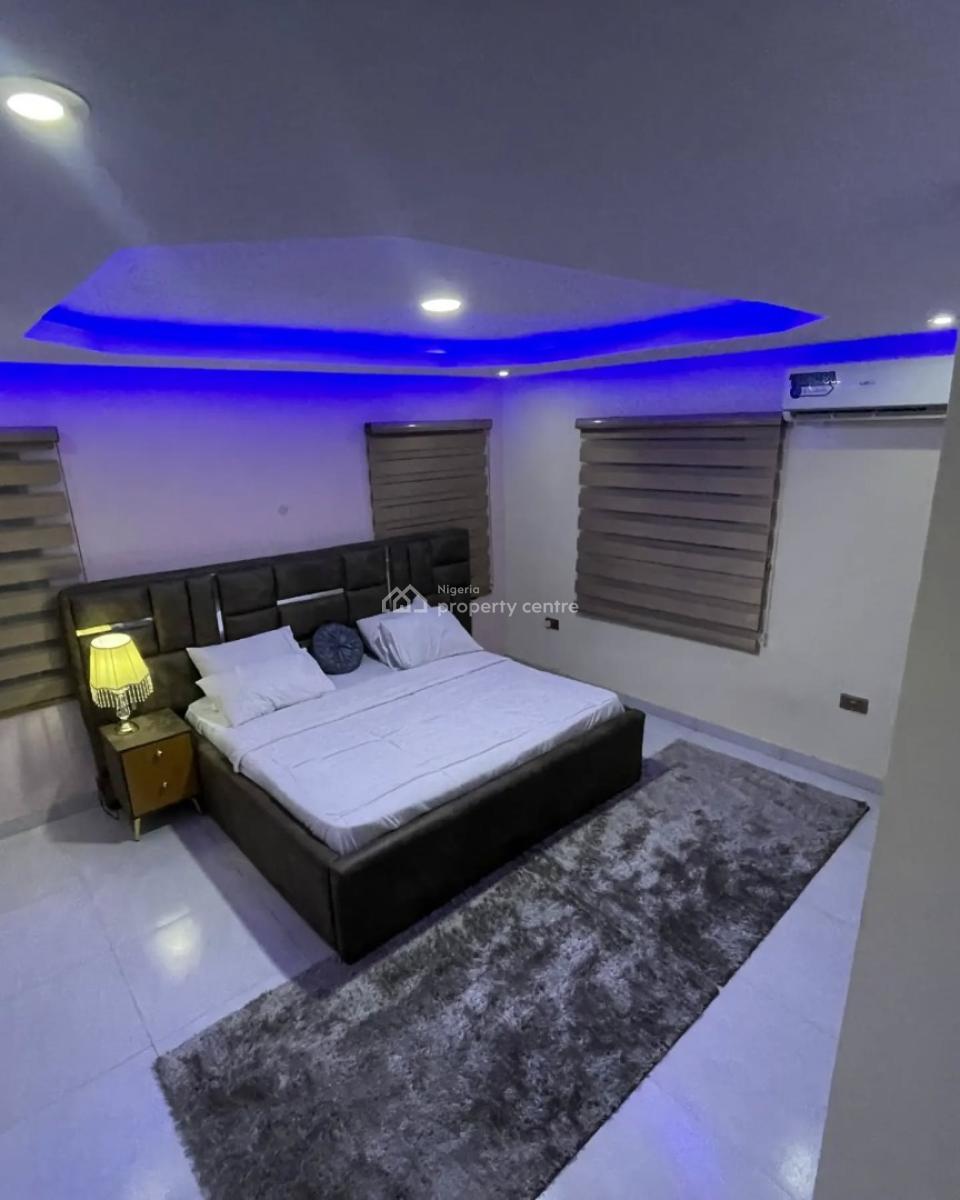 Nicely Furnished 4 Bedroom Apartment, Akure, Ondo, Flat / Apartment Short Let