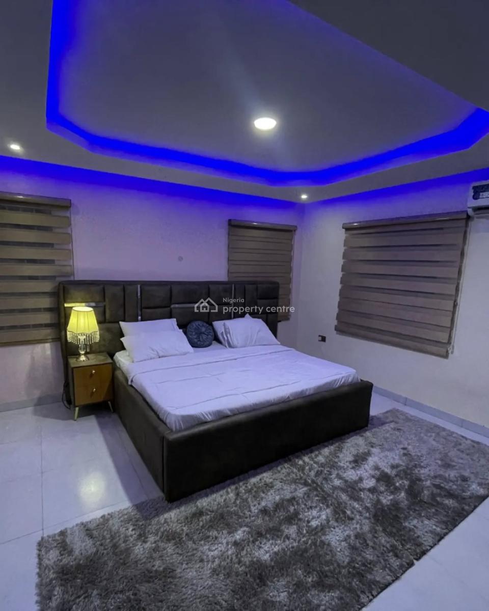 Nicely Furnished 4 Bedroom Apartment, Akure, Ondo, Flat / Apartment Short Let