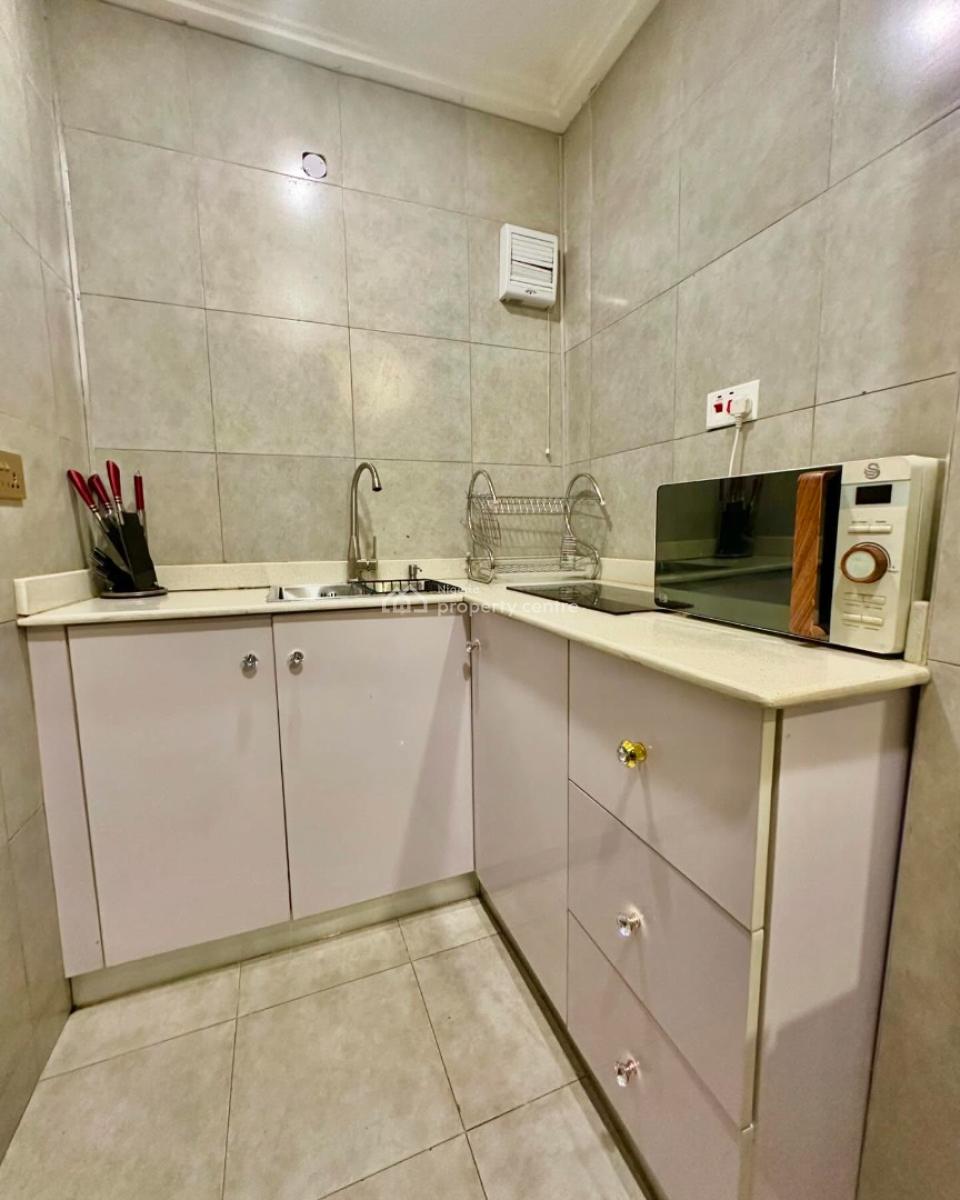 Nicely Furnished 2 Bedroom Apartment, Wuse 2, Abuja, Flat / Apartment Short Let