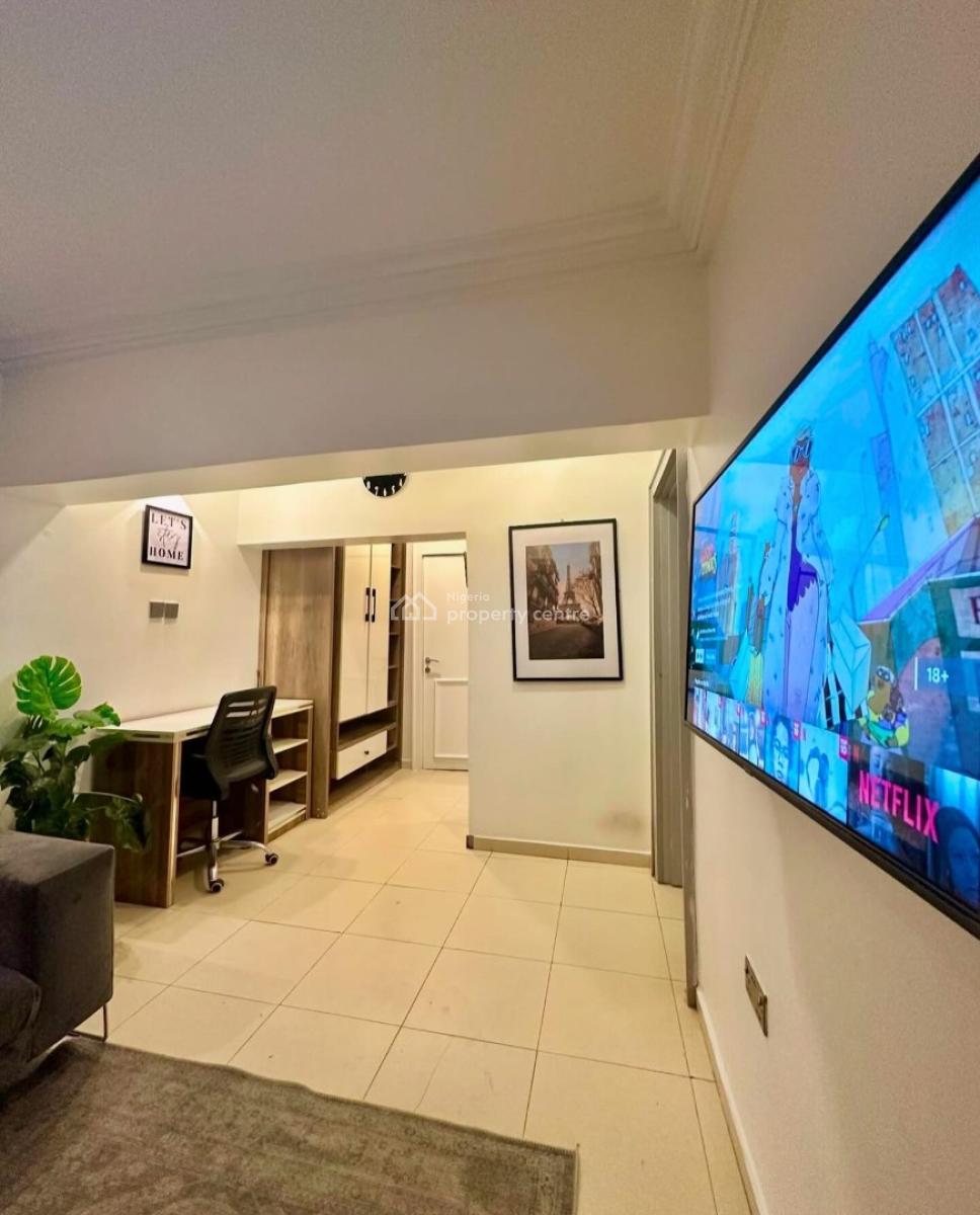 Nicely Furnished 1 Bedroom Apartment, Wuse 2, Abuja, Flat / Apartment Short Let