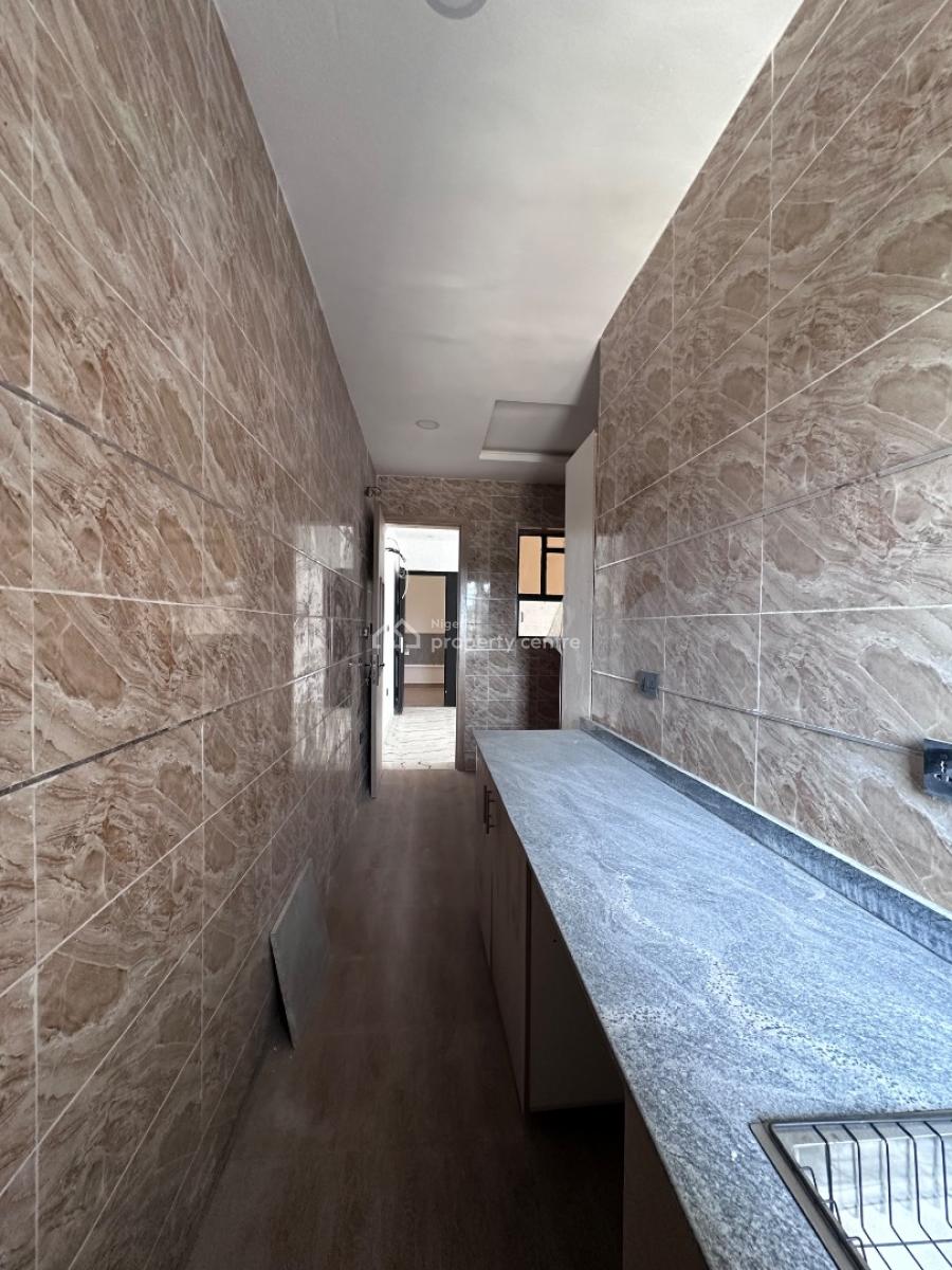 2 Bedroom Apartment, Abraham Adesanya, Lekki Phase 1, Lekki, Lagos, Flat / Apartment for Sale