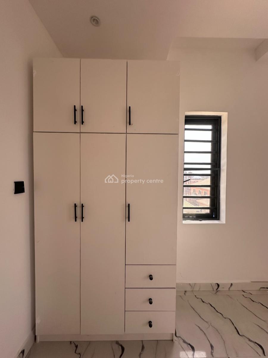 2 Bedroom Apartment, Abraham Adesanya, Lekki Phase 1, Lekki, Lagos, Flat / Apartment for Sale