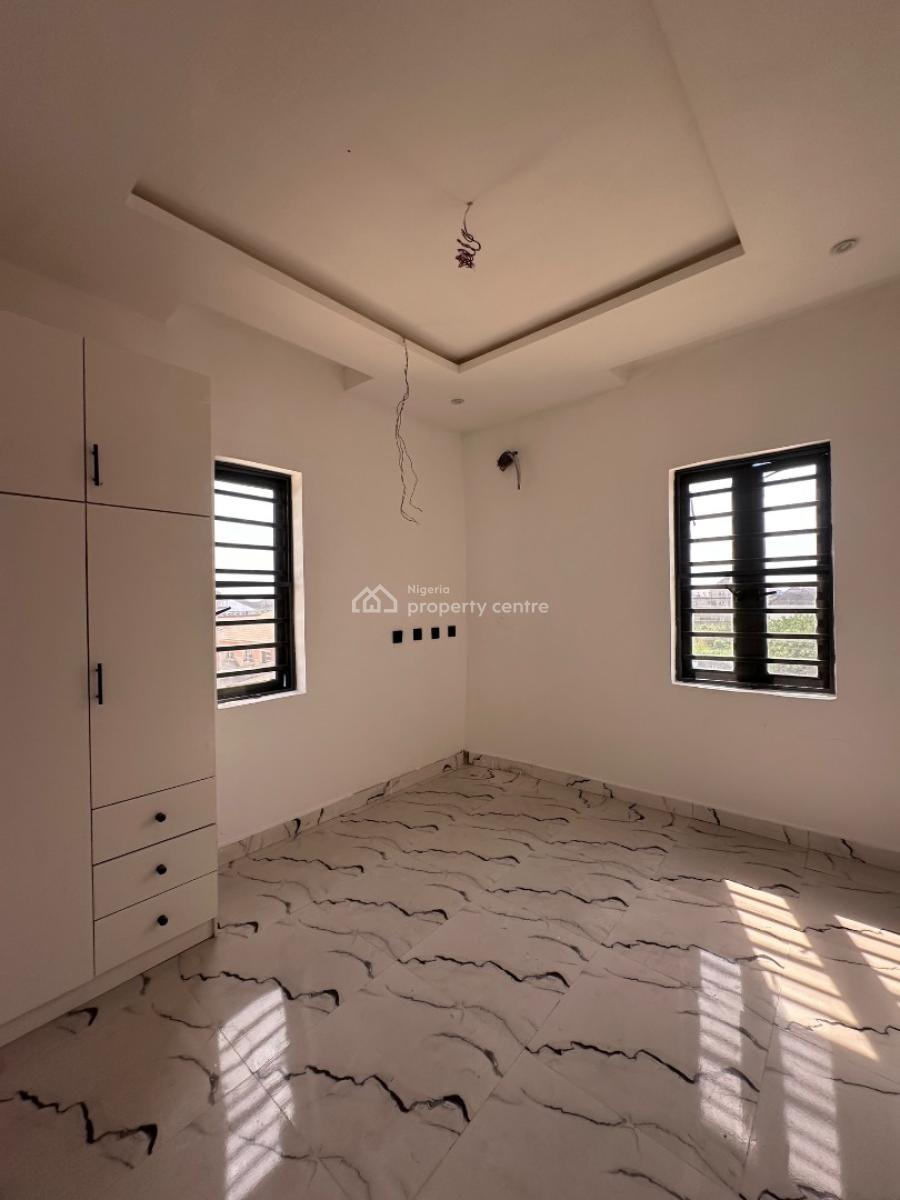 2 Bedroom Apartment, Abraham Adesanya, Lekki Phase 1, Lekki, Lagos, Flat / Apartment for Sale