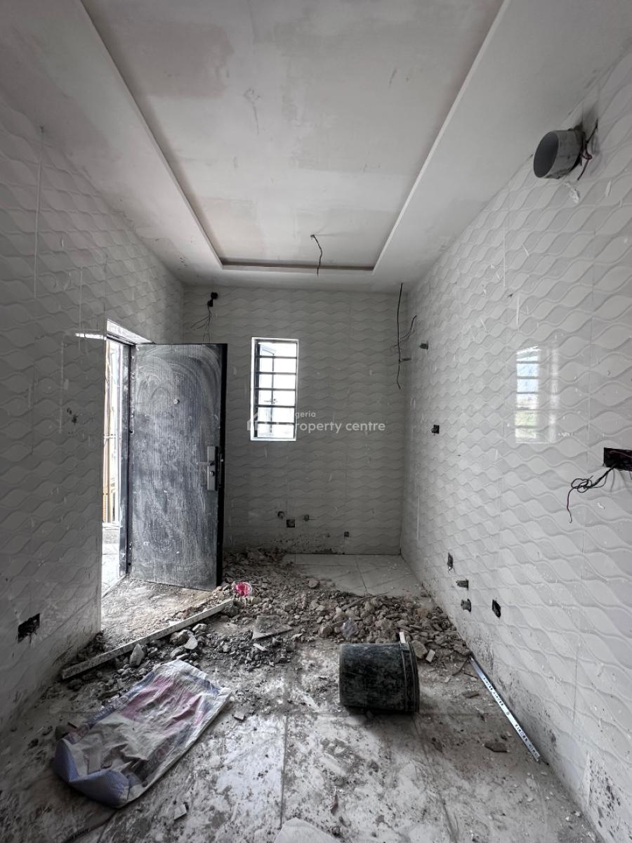 2 Bedroom Apartment, Abraham Adesanya, Lekki Phase 1, Lekki, Lagos, Flat / Apartment for Sale