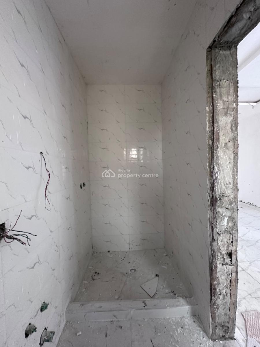 2 Bedroom Apartment, Abraham Adesanya, Lekki Phase 1, Lekki, Lagos, Flat / Apartment for Sale