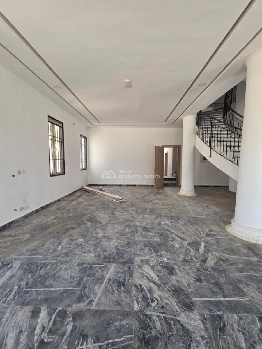 5 Bedrooms Stand Alone Detached Duplex Located in a Serene Environment, Guzape District, Abuja, Detached Duplex for Sale