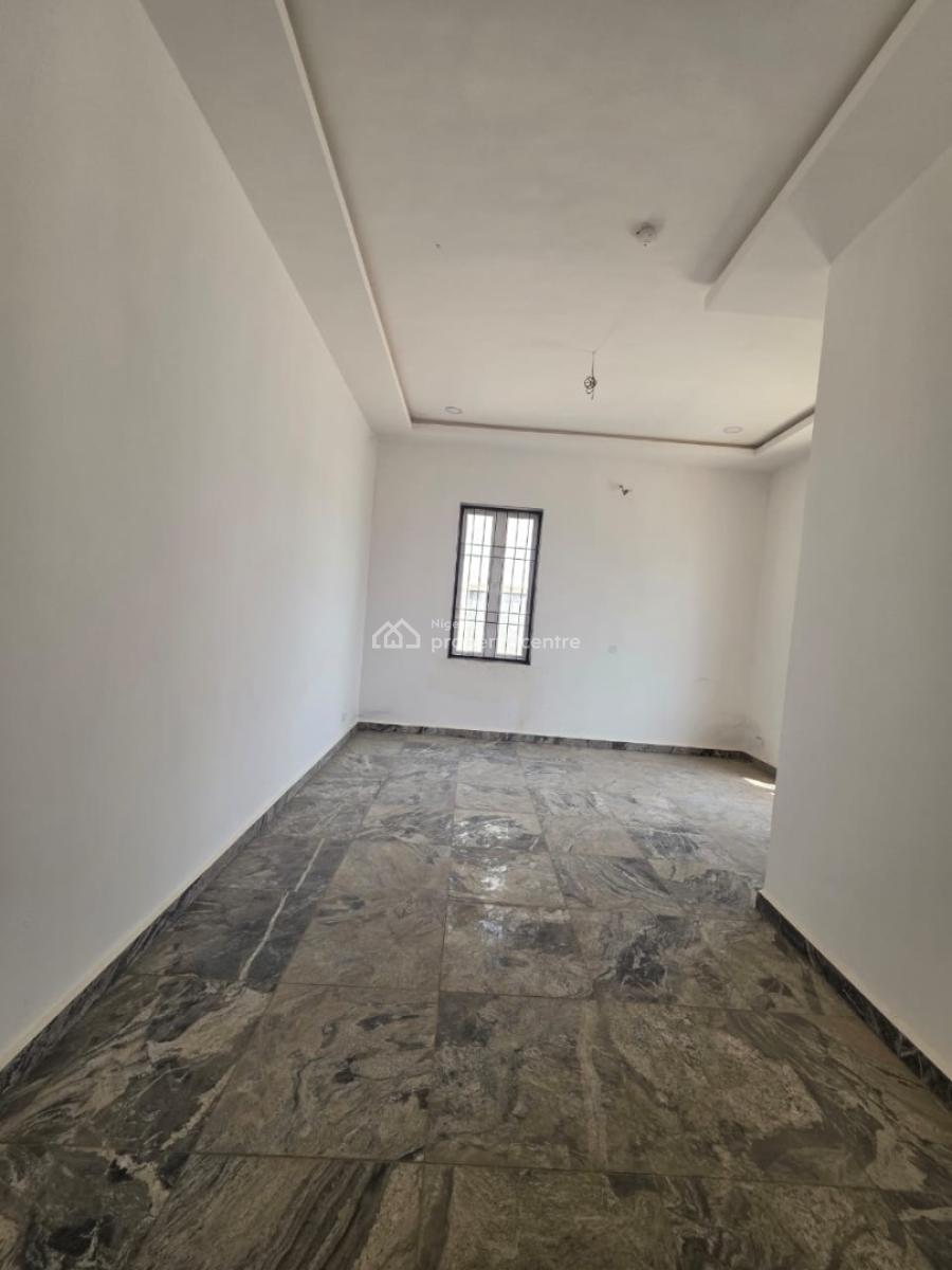 5 Bedrooms Stand Alone Detached Duplex Located in a Serene Environment, Guzape District, Abuja, Detached Duplex for Sale