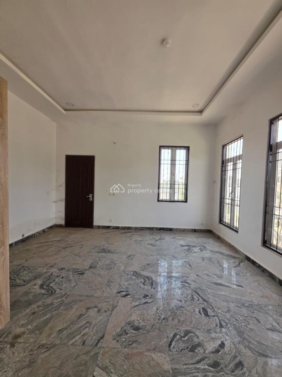 5 Bedrooms Stand Alone Detached Duplex Located in a Serene Environment, Guzape District, Abuja, Detached Duplex for Sale