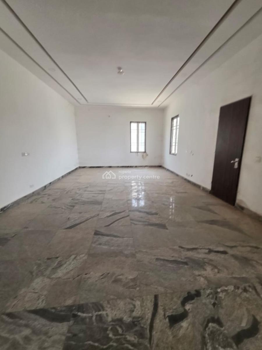 5 Bedrooms Stand Alone Detached Duplex Located in a Serene Environment, Guzape District, Abuja, Detached Duplex for Sale