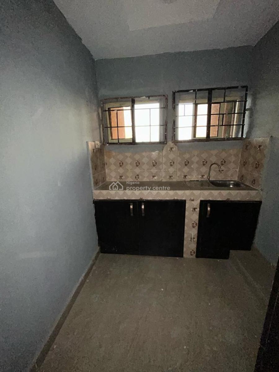 2 Bedrooms Flat, Agiliti Estate, Mile 12, Kosofe, Lagos, House for Sale
