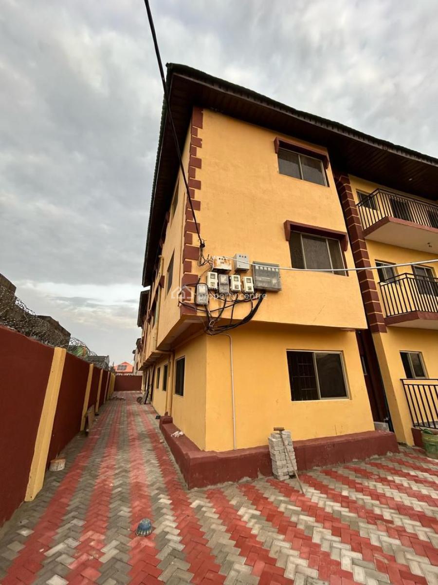 2 Bedrooms Flat, Agiliti Estate, Mile 12, Kosofe, Lagos, House for Sale