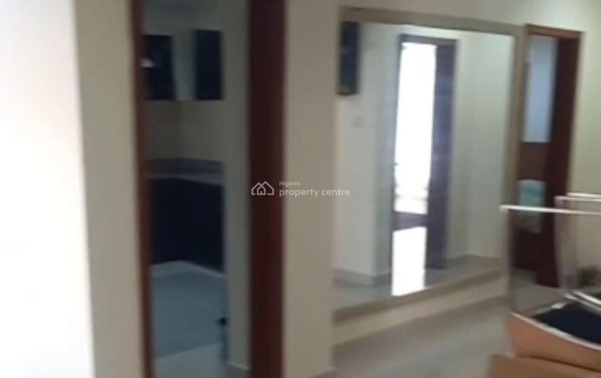 a Serviced Well Maintained 2bedroom Flat on 1st Floor +bq, Victoria Island (vi), Lagos, Flat / Apartment for Sale