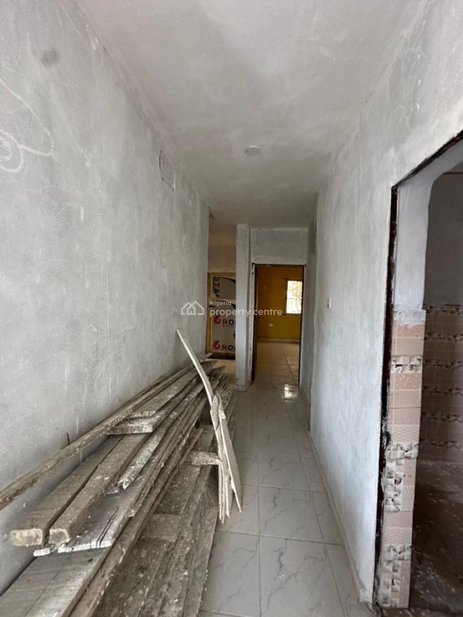 2bedroom, Oluaye Estate, Ogombo, Ajah, Lagos, Flat / Apartment for Rent