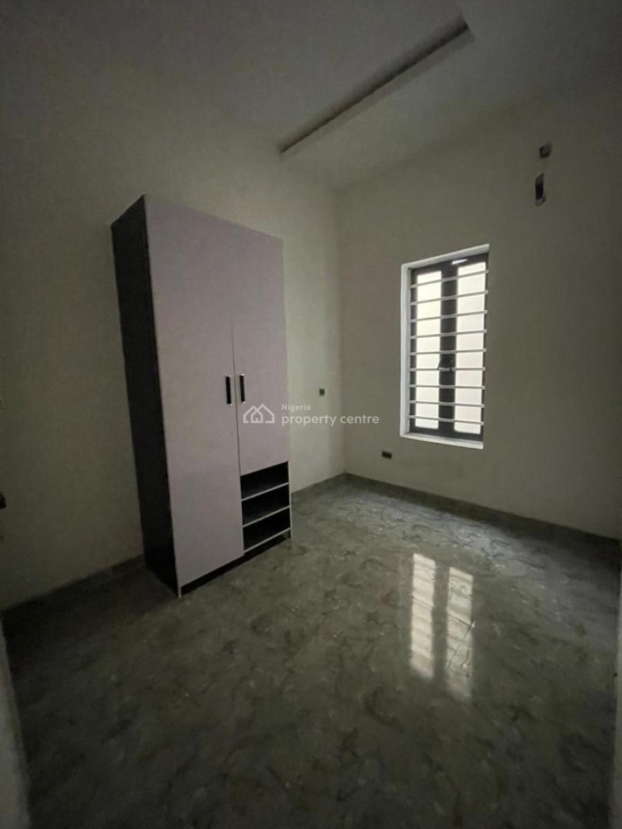 2bedroom, Oluaye Estate, Ogombo, Ajah, Lagos, Flat / Apartment for Rent