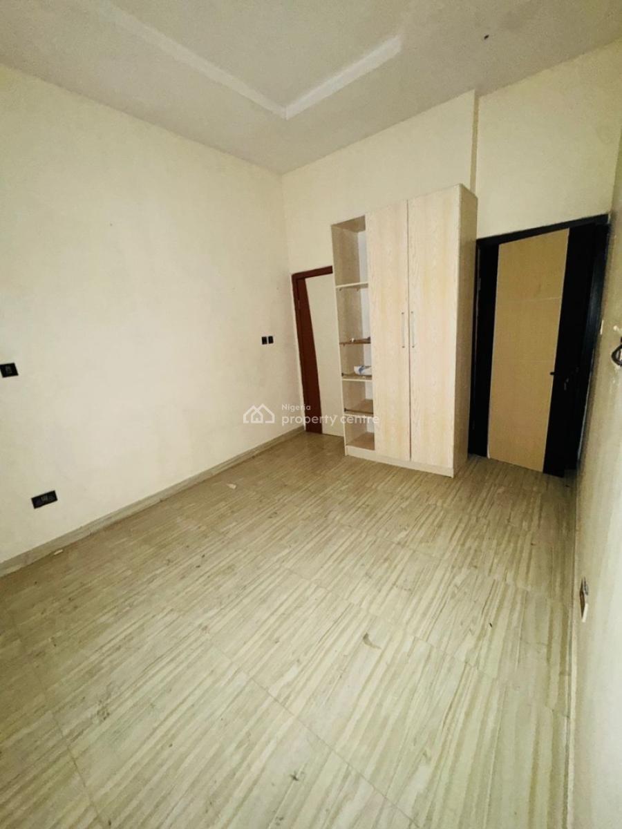 Spacious Room in a Shared Apartment, Chevron Alternative, Lekki, Lagos, Self Contain (single Rooms) for Rent