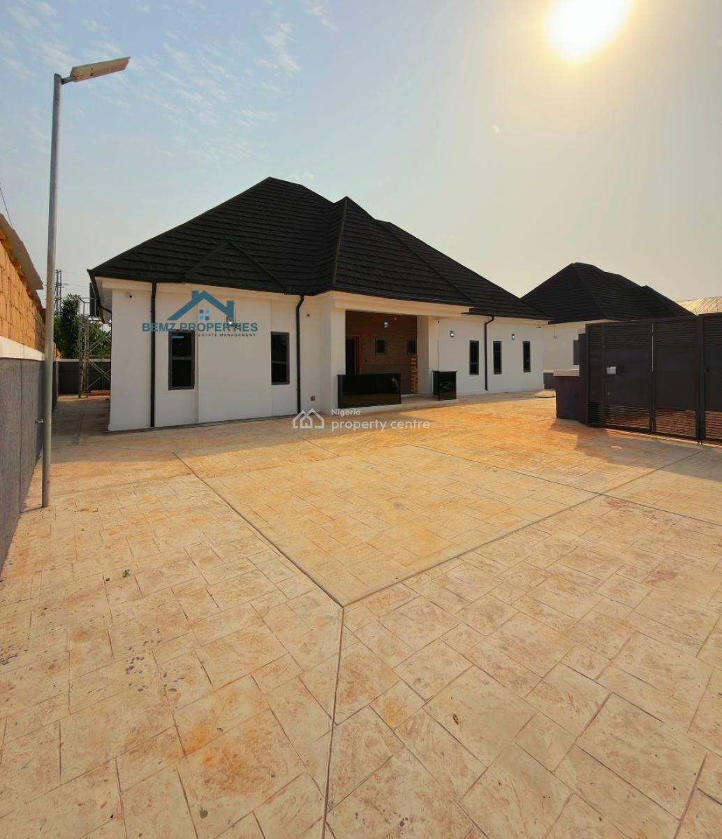 Luxury 4 Bedroom Bungalow, 12 New Haven Enugu, Enugu, Enugu, Detached Bungalow for Sale
