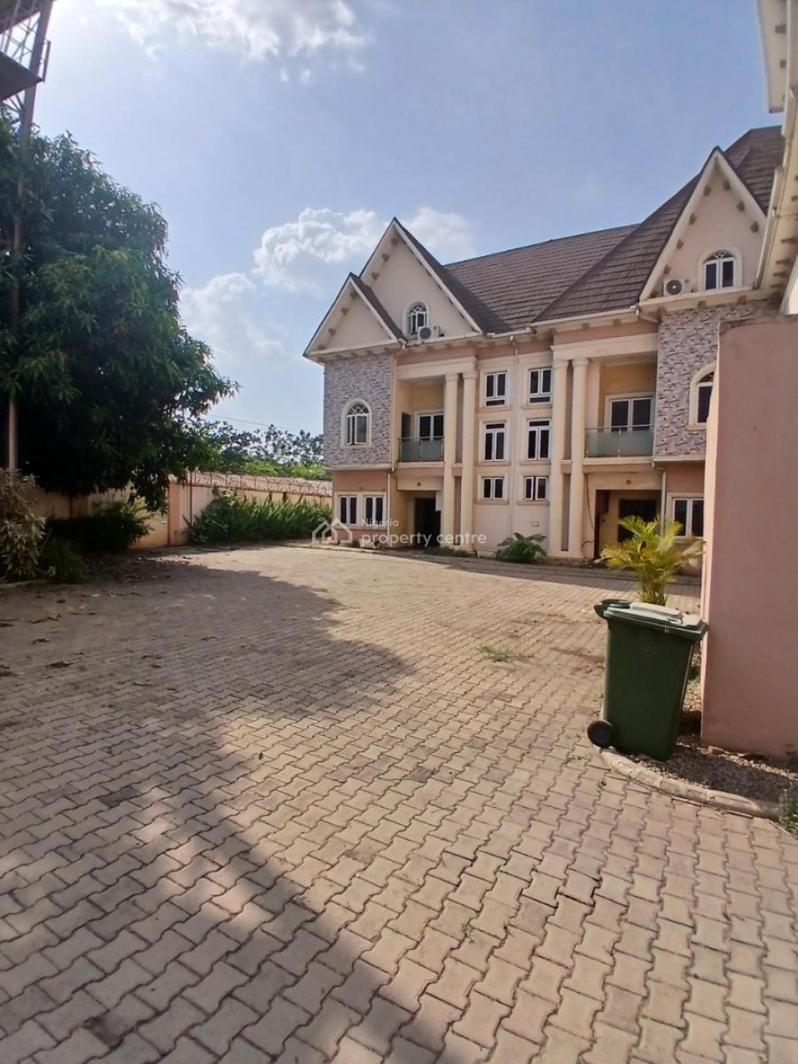 3 Units Extra Large Terrace Duplexes Retain Or Demolish for Better, Jabi, Abuja, Terraced Duplex for Sale