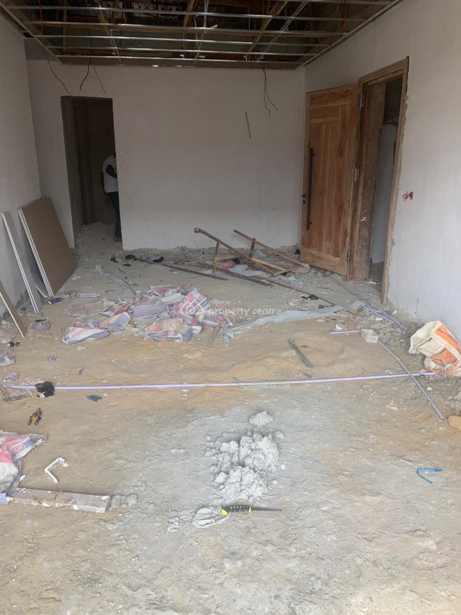 Three Bedroom Penthouse with Bq, Off Freedom Way, Lekki Phase 1, Lekki, Lagos, Flat / Apartment for Sale