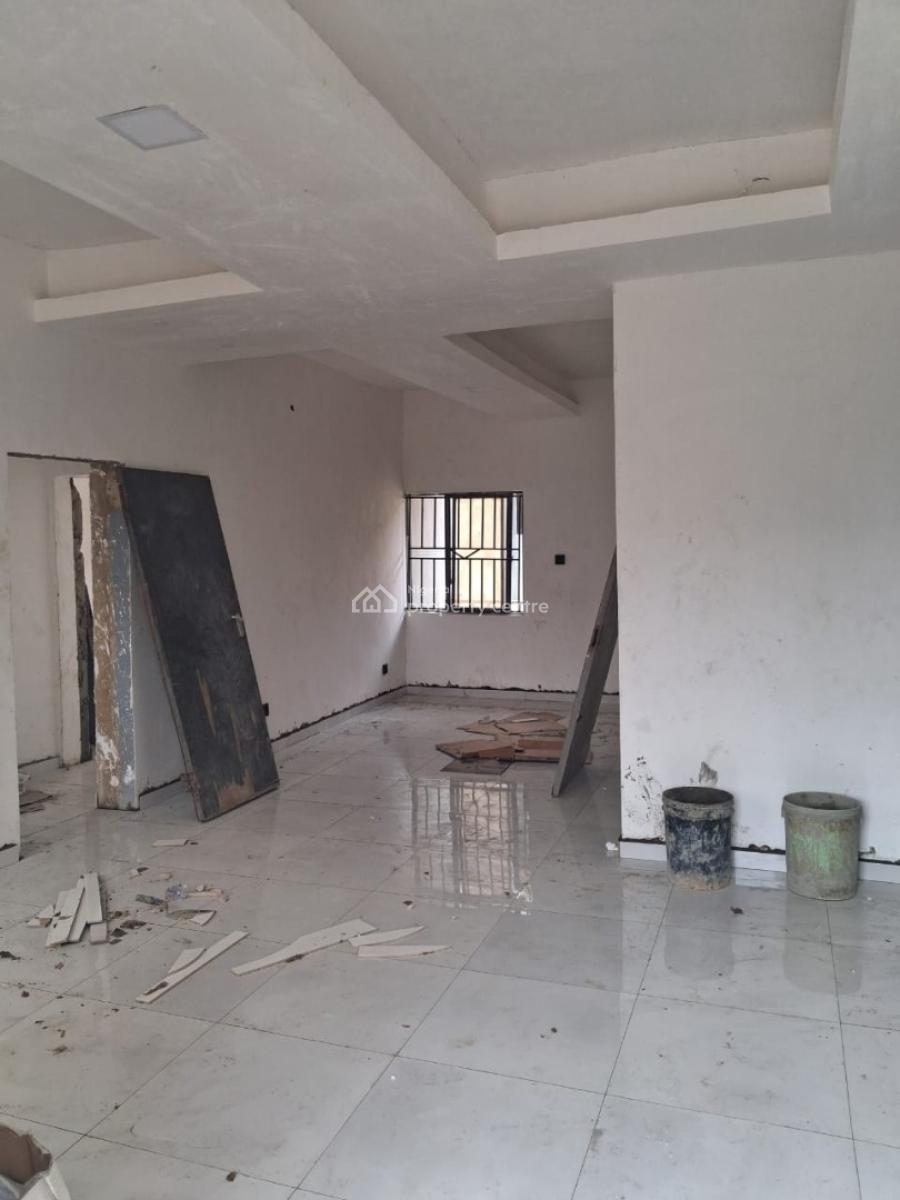 Spacious Two Bedroom Flat, Sabo Yaba, Yaba, Lagos, Flat / Apartment for Rent