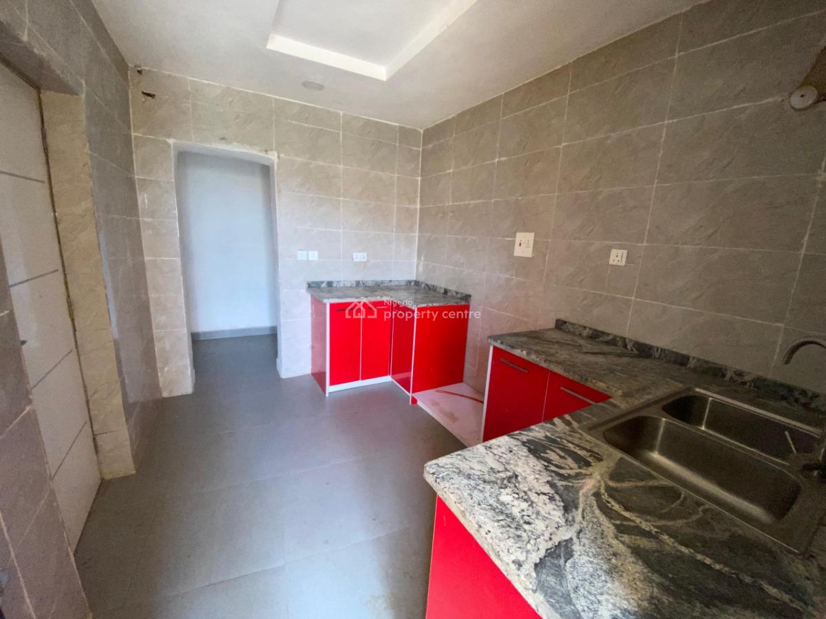 2 Bedroom Apartment, in a Secured Estate, Guzape District, Abuja, Flat / Apartment for Rent