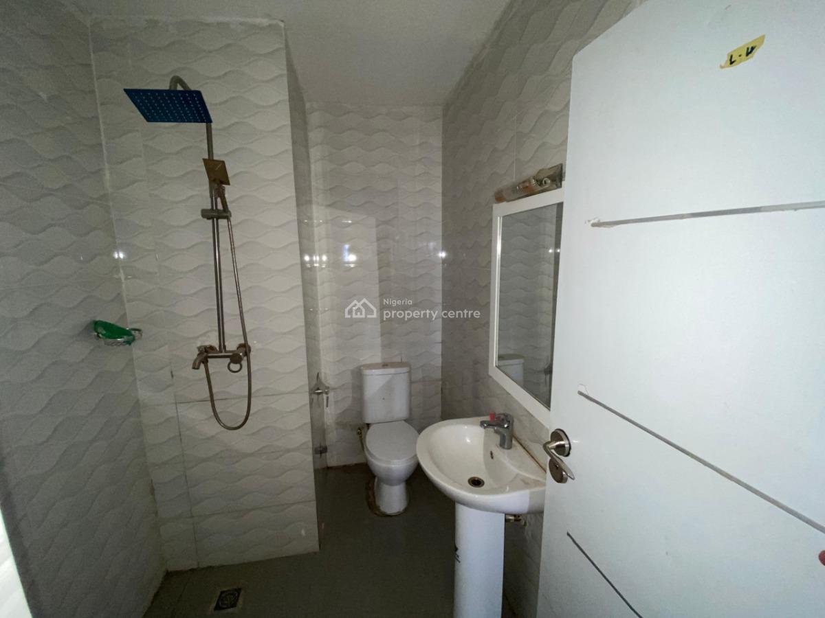 2 Bedroom Apartment, in a Secured Estate, Guzape District, Abuja, Flat / Apartment for Rent