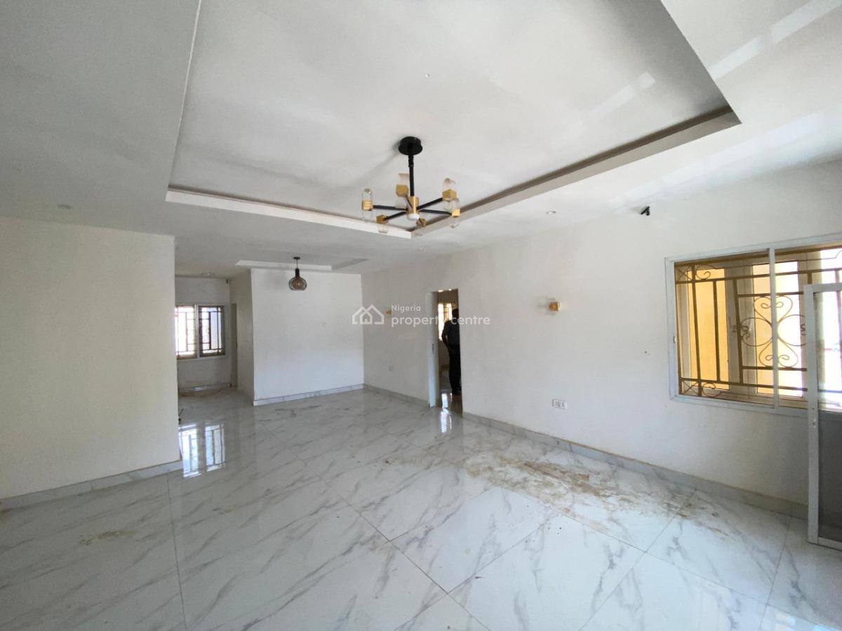 2 Bedroom Apartment, in a Secured Estate, Guzape District, Abuja, Flat / Apartment for Rent