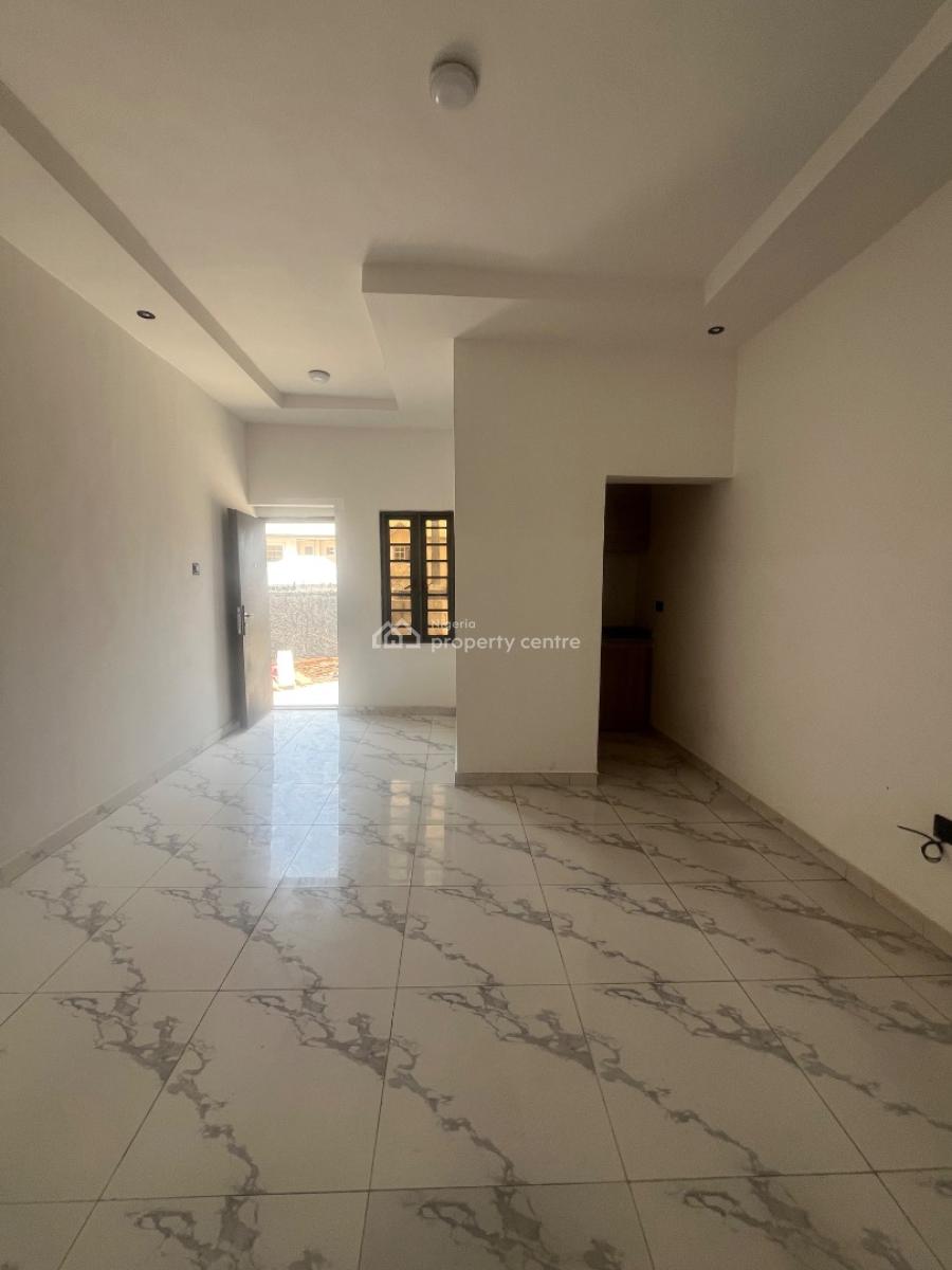 Mini Flat, Coastal Road, Okun-ajah, Ajah, Lagos, Mini Flat (room and Parlour) for Rent