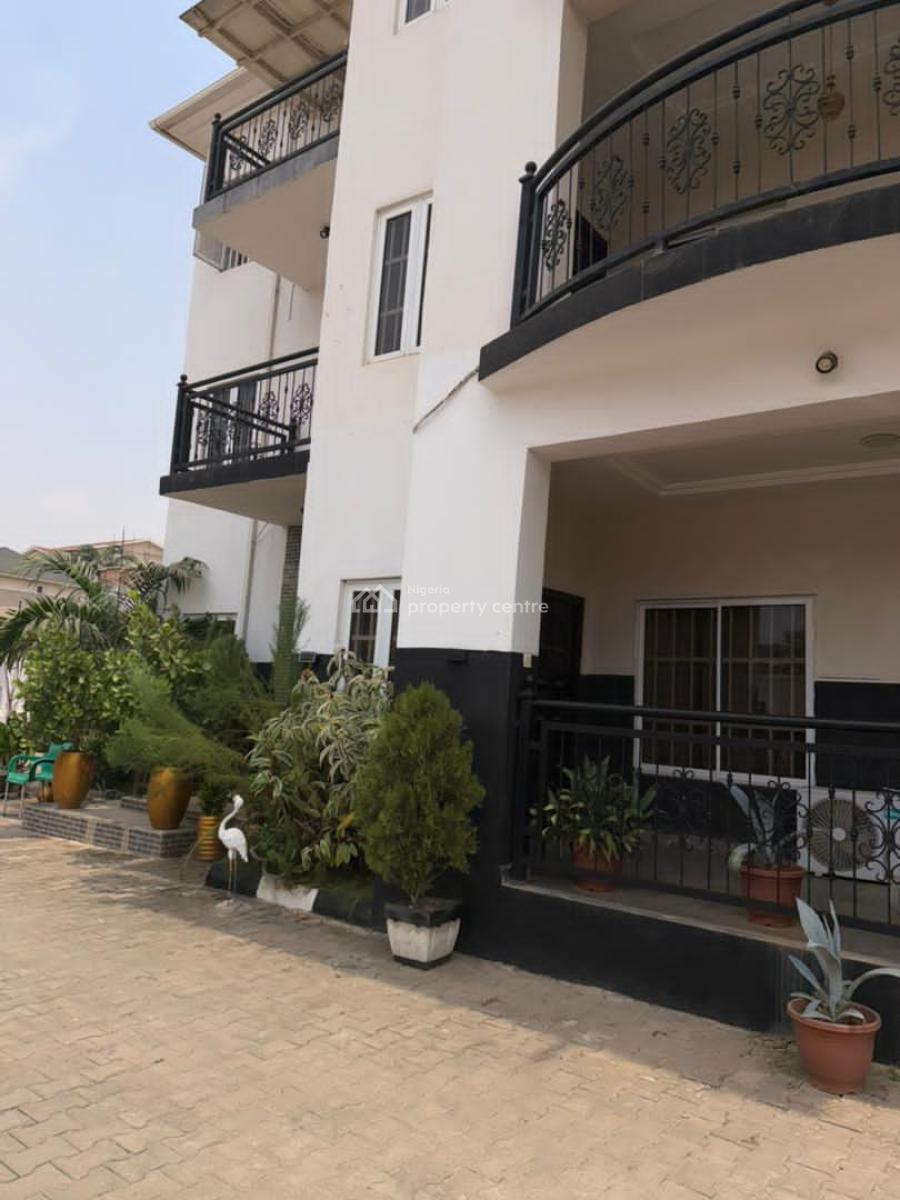 Furnished 2 Bedroom, Guzape District, Abuja, Flat / Apartment for Rent