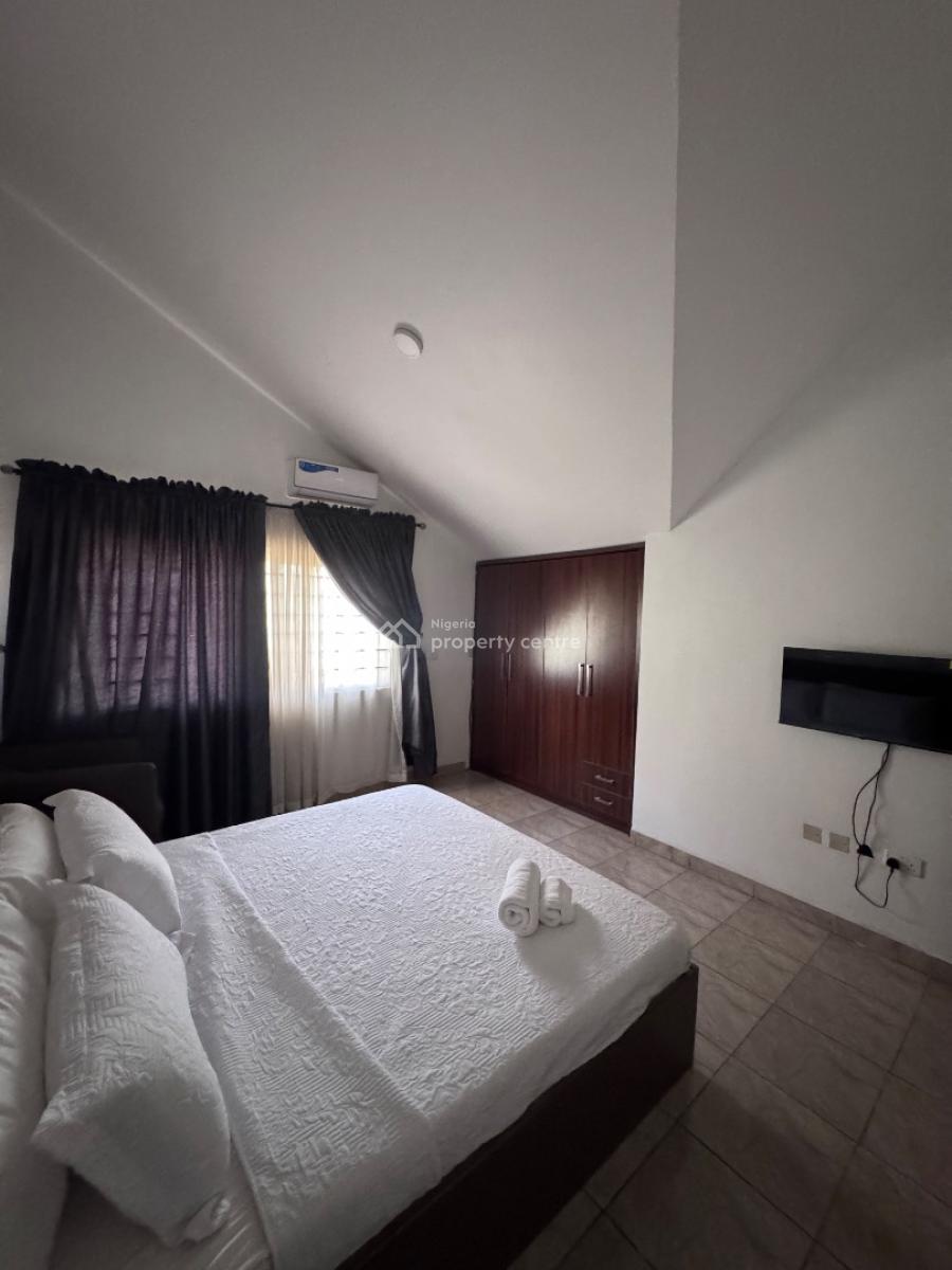 Fully Furnished 3 Bedroom Apartment, Wuse 2, Abuja, Flat / Apartment Short Let